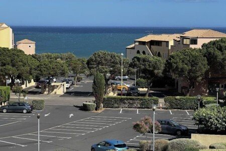 T2 authentique, 2 chambres, avec jacuzzi