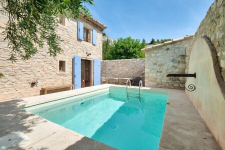 Maison en pierre 3 chambres, avec piscine