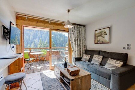 Appartement authentique, 2 chambres, avec piscine