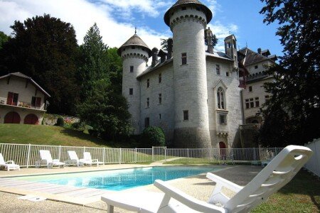 Château cozy, 3 chambres, avec piscine