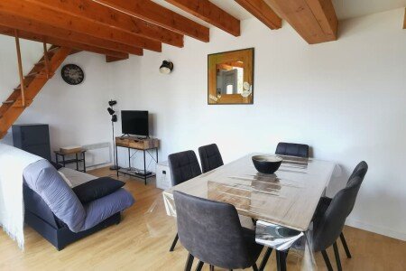 Maison de ville cozy, 2 chambres, avec jacuzzi