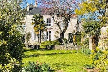 Gîte tout confort, 4 chambres, avec piscine