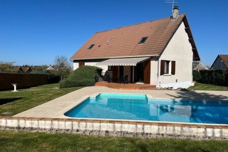 Maison tout confort, 2 chambres, avec piscine