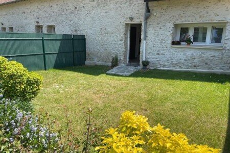 Maison traditionnelle, 2 chambres, avec jardin