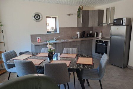 Casa 3 habitaciones, con jardín