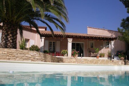 Maison design, 3 chambres, avec piscine