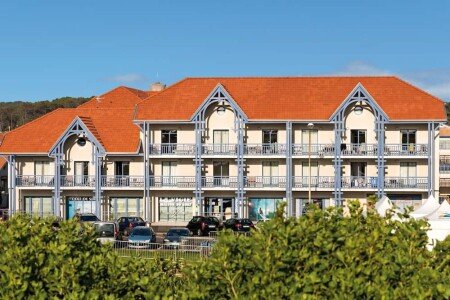 Duplex 2 chambres, avec piscine