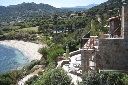 Maison design, 3 chambres, avec jardin