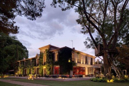 Gîte design, 11 chambres, avec piscine