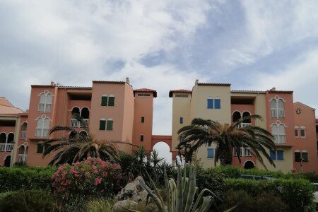 T2 3 chambres, avec piscine