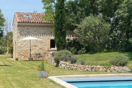 Maison authentique, 1 chambre, avec piscine