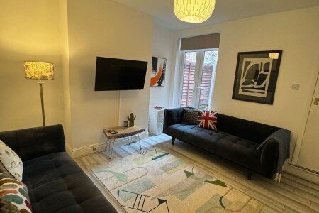 House 3 bedrooms, with pool