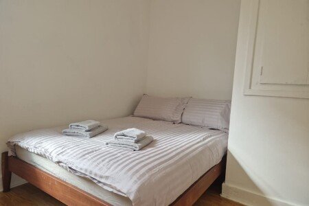 Bed and breakfast 1 bedroom, with garden