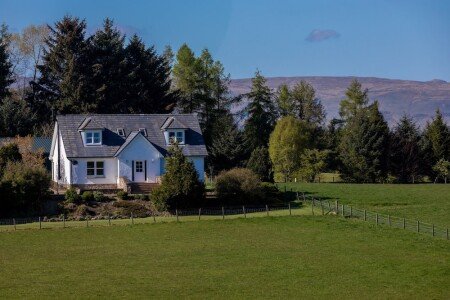 House 6 bedrooms, with jacuzzi