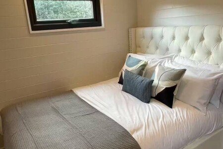 Bed and breakfast 1 bedroom, with jacuzzi