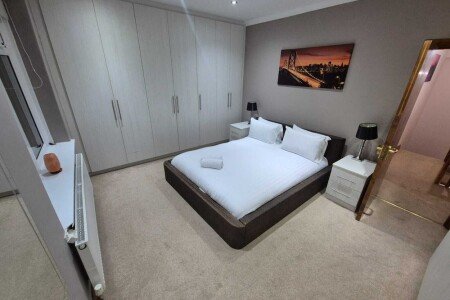 House 4 bedrooms, with jacuzzi