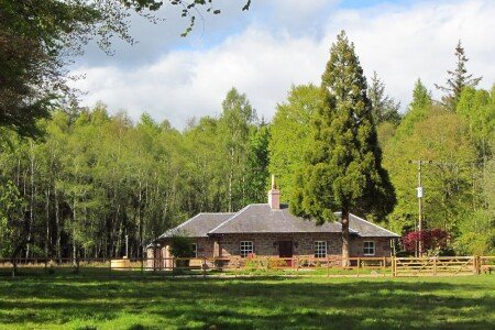 Maison en pierre de charme, 2 chambres, avec jacuzzi