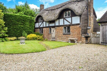 Casa 2 camere, con giardino