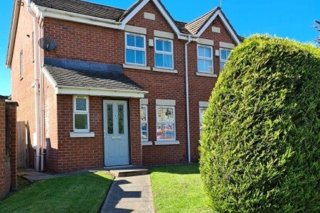 House 3 bedrooms, with garden