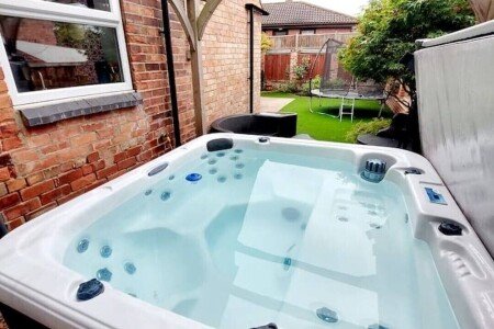 House 3 bedrooms, with jacuzzi