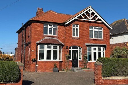 House 6 bedrooms, with jacuzzi