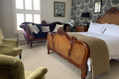 Bed and breakfast 1 bedroom, with garden