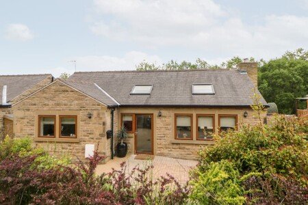 House 4 bedrooms, with jacuzzi