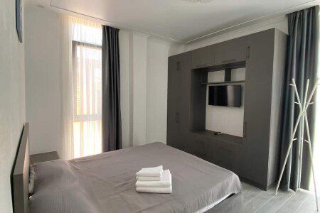 House 3 bedrooms, with garden