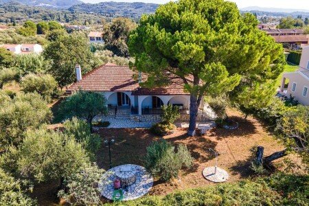 Bed and breakfast 4 camere, con giardino