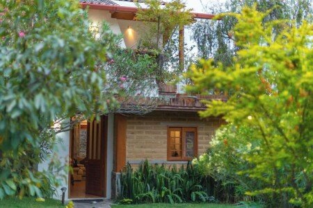 House 3 bedrooms, with fireplace