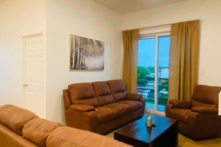 Casa 4 habitaciones, con aire acondicionado