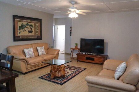 House 3 bedrooms, with garden