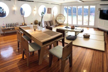 Boat 4 bedrooms, with air conditioning