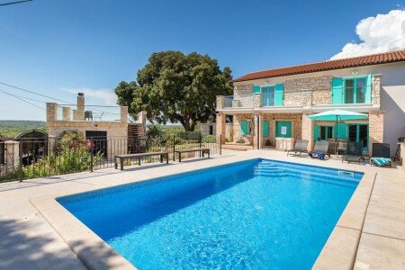 Ferienhaus 3 Schlafzimmer, mit Pool