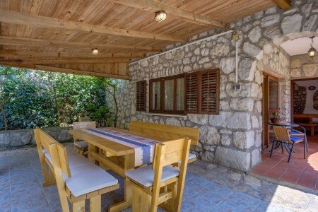 Appartamento 1 camera, con giardino