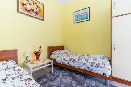 Bed and breakfast 1 bedroom, with air conditioning