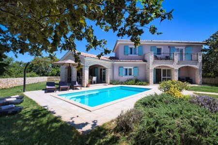 Villa 3 Schlafzimmer, mit Pool