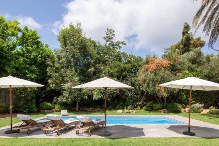 Villa 4 bedrooms, with pool