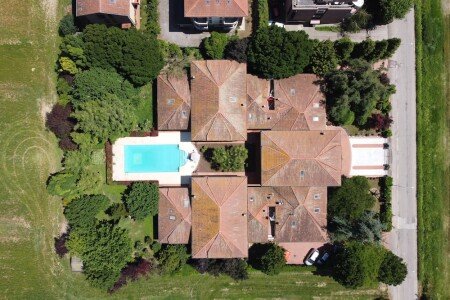 Villa 3 camere, con idromassaggio