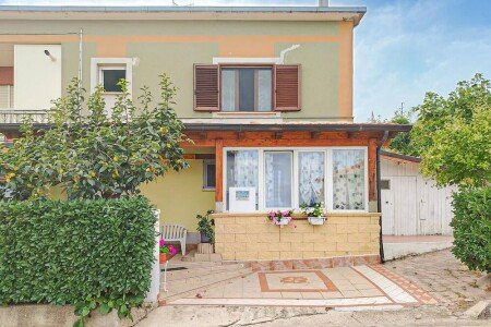 Appartamento 4 camere, con giardino