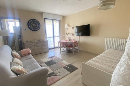 Appartamento 1 camera, con giardino