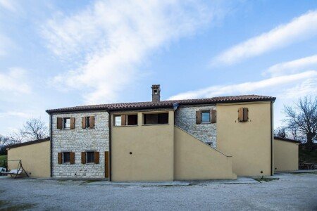 Bed and breakfast 2 camere, con giardino