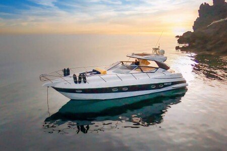 Boat 2 bedrooms, with air conditioning