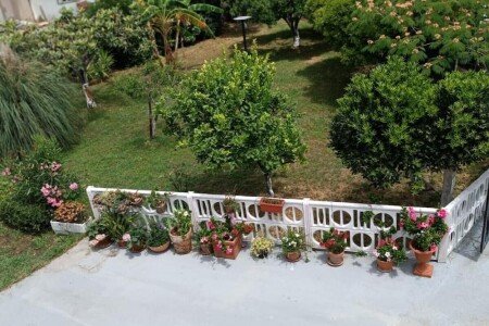 Casa 2 camere, con giardino