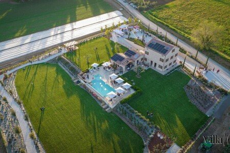 Villa 8 camere, con idromassaggio