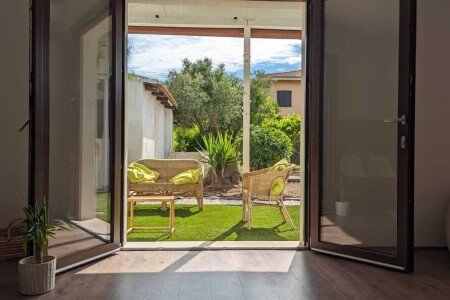 Casa 2 camere, con giardino