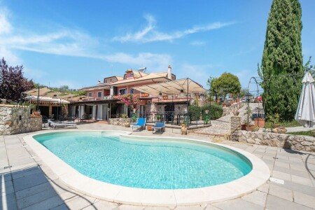 Villa 2 camere, con piscina
