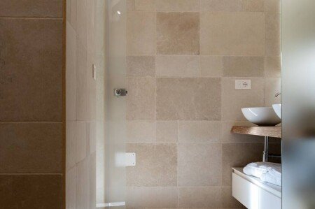 Bed and breakfast 4 camere, con piscina