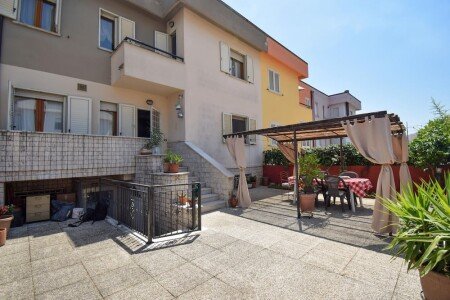 Casa 3 camere, con piscina