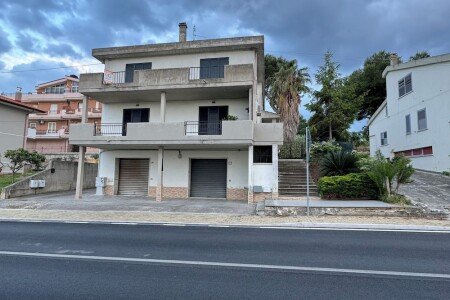 Appartamento 3 camere, con aria condizionata